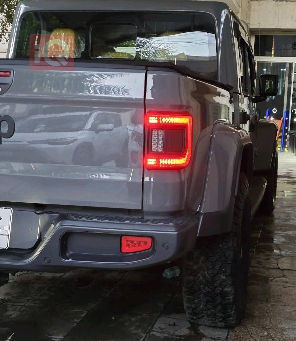 جيب جلاديتور